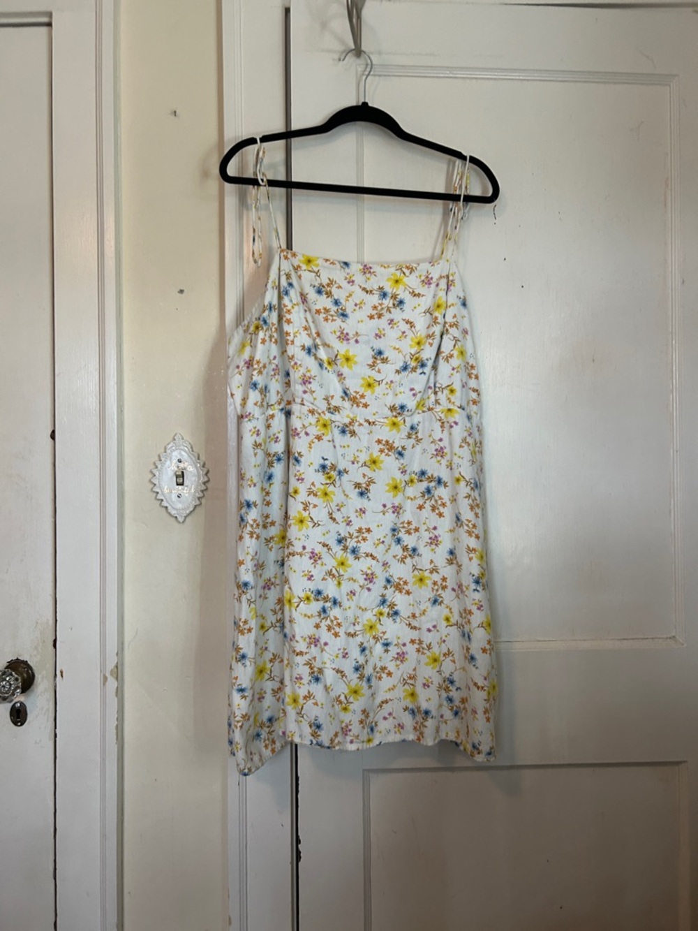 Old Navy floral print dress